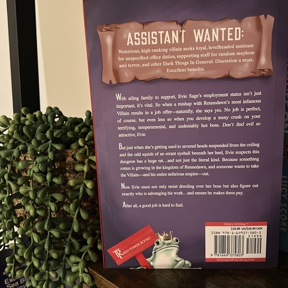 Assistant to the Villain Book red sprayed - Picture 3 of 3